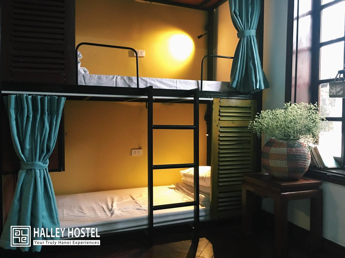 Halley Hostel Hanoi Dış mekan fotoğraf